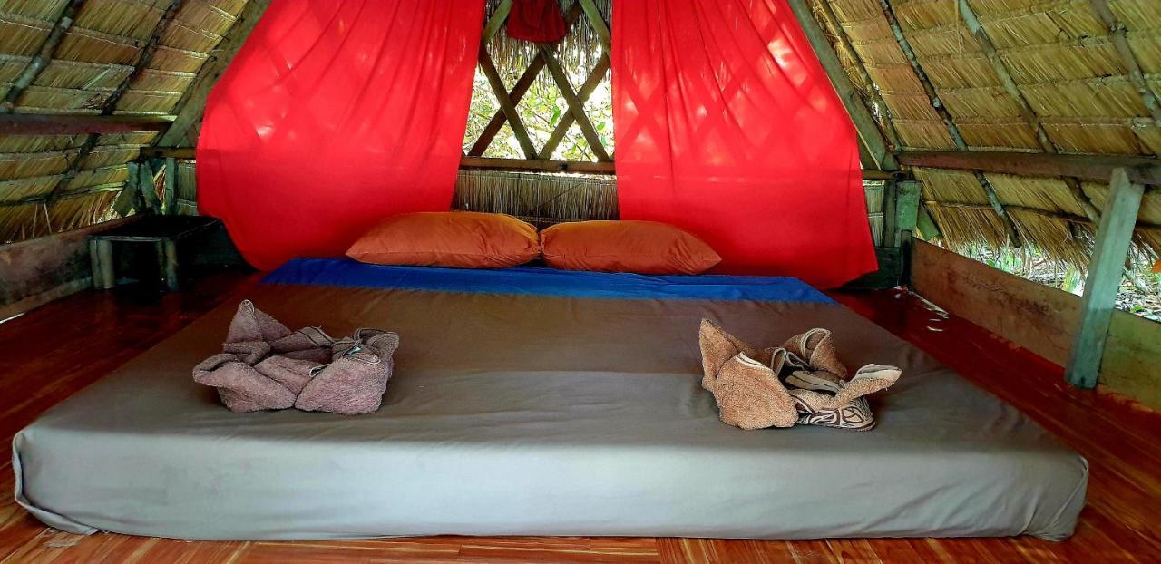 Hotel Crusoe Koh Takiev Island Koh Ta Kiev Esterno foto