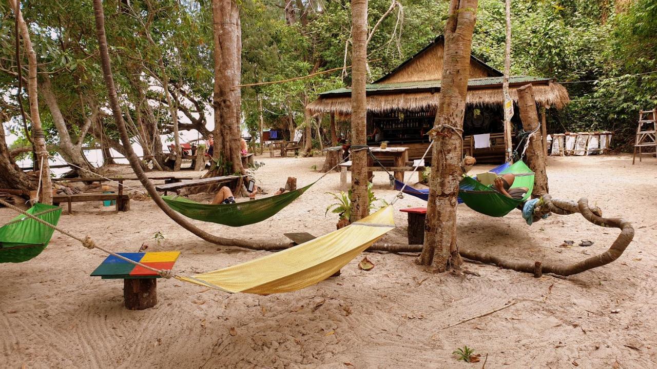 Hotel Crusoe Koh Takiev Island Koh Ta Kiev Esterno foto